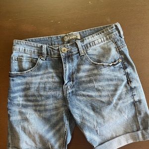 Men’s Luxury Stretch denim shorts size 32